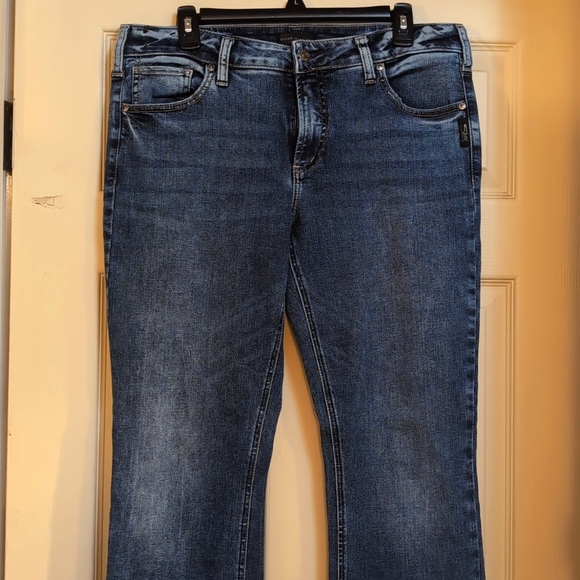 Silver Jeans Denim - Silver Avery Slim Boot - W34/L33